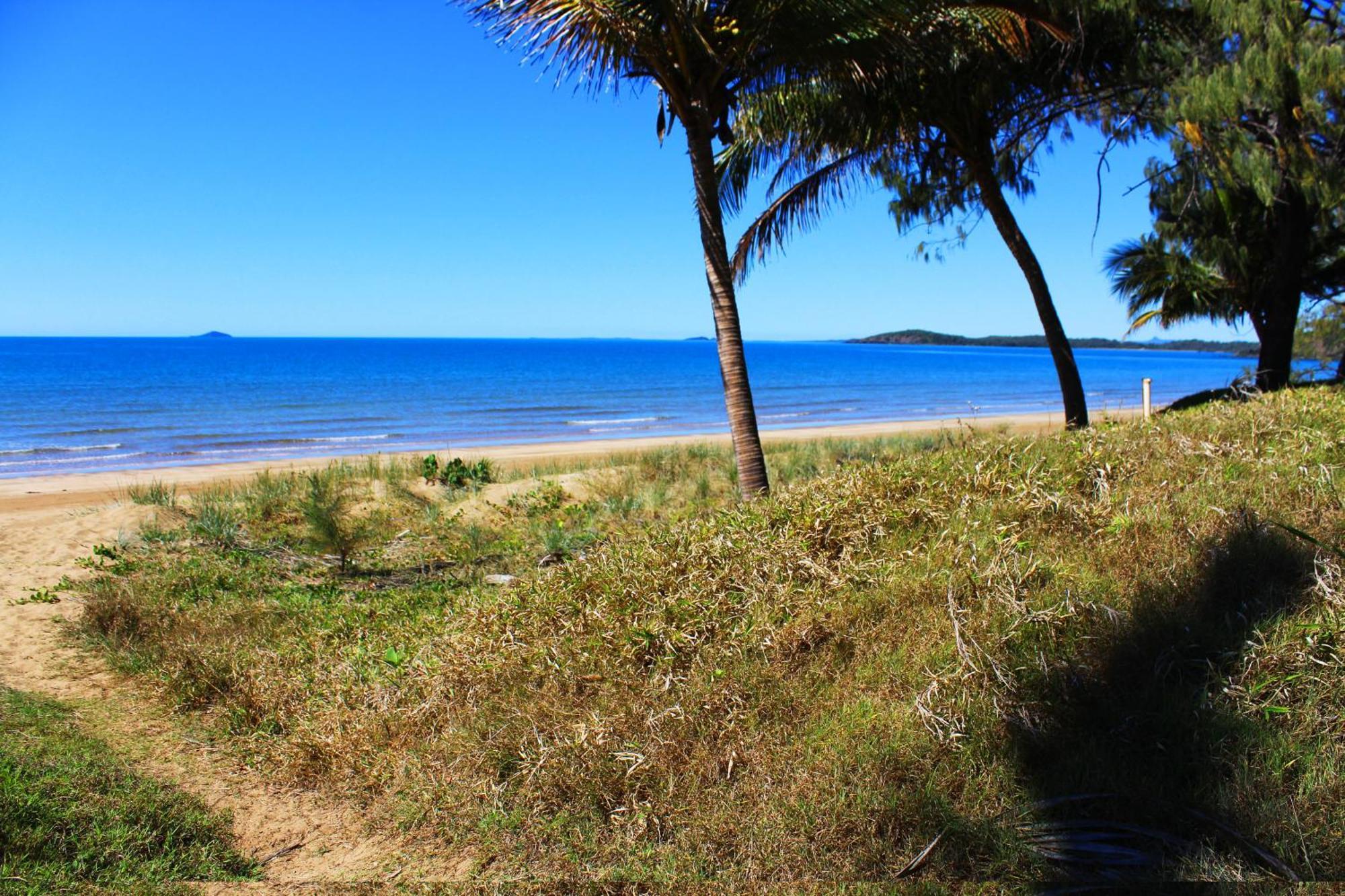 Sarina Beach Motel Grasstree Beach 외부 사진