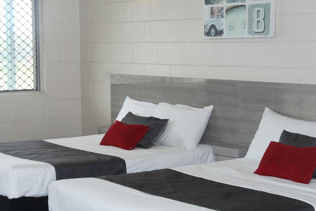 Sarina Beach Motel Grasstree Beach 외부 사진