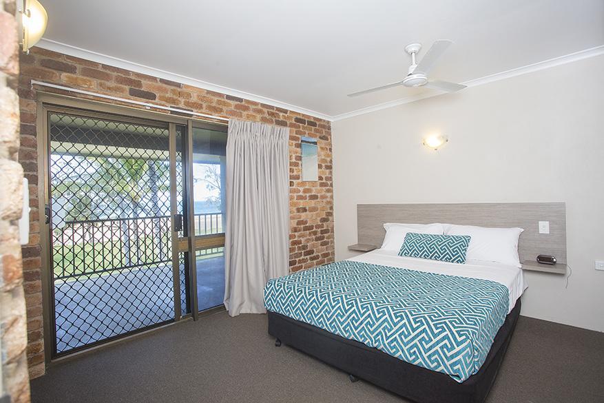 Sarina Beach Motel Grasstree Beach 외부 사진